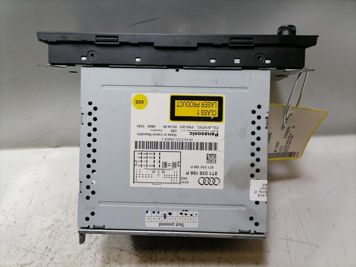 Audi A4 8K B8 original Radio Concert ohne Radiocode Bj.2009